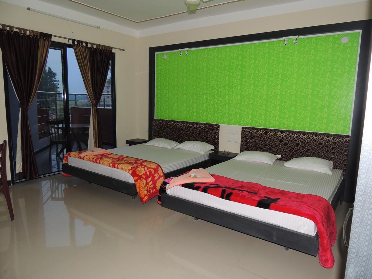 Swagatam International Hotel Tarapith Exterior foto